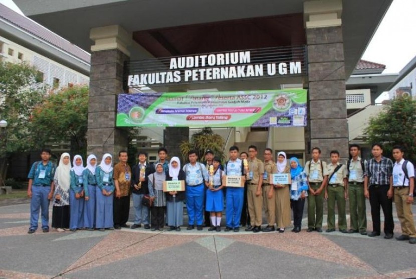 Pemenang LKTI Nasional di UGM