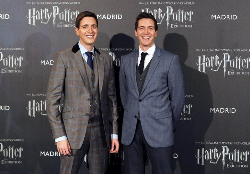 pemeran Fred dan George, si kembar dari keluarga Weasley yakni James Phelps dan Oliver Phelps menjalani proses casting yang lucu untuk film Harry Potter (ilustrasi). 