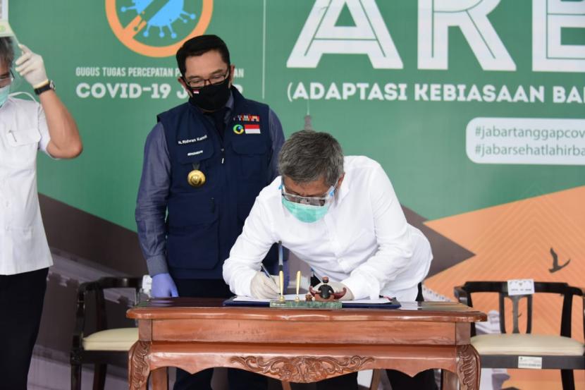 Pemerintah Daerah (Pemda) Provinsi Jawa Barat (Jabar) menjalin kerja sama dengan Ikatan Ahli Perencanaan (IAP) Jabar. Kerja sama tersebut fokus pada peningkatan kualitas perencanaan pembangunan daerah. 
