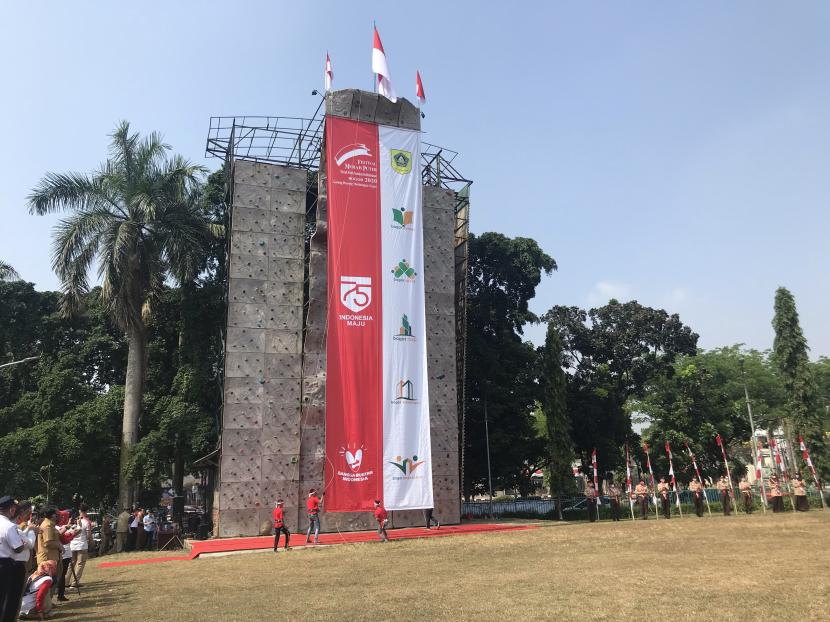 Pemerintah Kabupaten Bogor masih akan menggelar Festival Merah Putih (FMP) yang rutin dihelat dalam rangka menyambut Hari Ulang Tahun (HUT) Republik Indonesia (RI) ke-75 secara virtual,