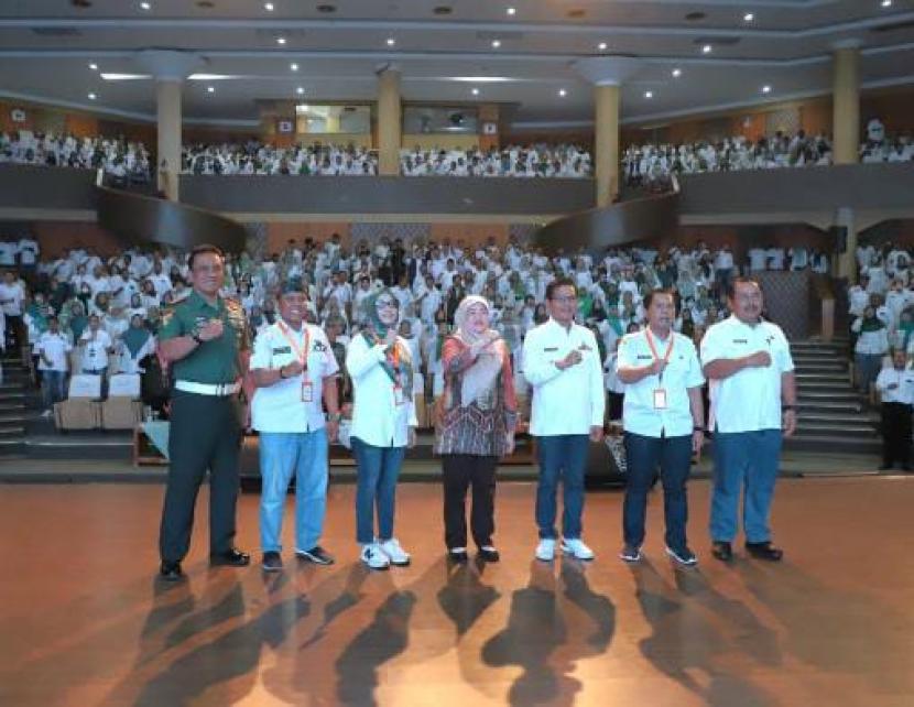 Pemerintah Kabupaten (Pemkab) Bandung akan menerapkan sistem merit mulai Januari 2024. Salah satu yang akan dilakukan adalah penerapan manajemen talenta (talent pool).