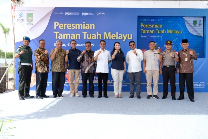 Pemerintah Kota Batam dan PT Perusahaan Gas Negara Tbk (PGN) meresmikan Taman Tuah Melayu Batam, Kamis (17/1). 