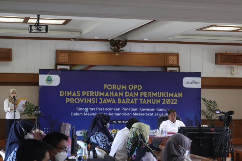 Pemerintah Provinsi Jawa Barat melalui Dinas Pemukiman dan Perumahan (Perkim) Jawa Barat menampung usulan isu strategis kegiatan prioritas dari perwakilan organisasi perangkat daerah (OPD) 27 kabupaten/kota. 