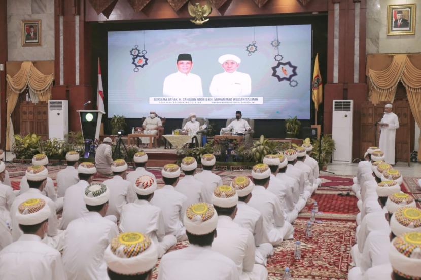 Pemerintah Provinsi Kalimantan Selatan (Pemprov Kalsel) menggelar peringatan Isra Mi