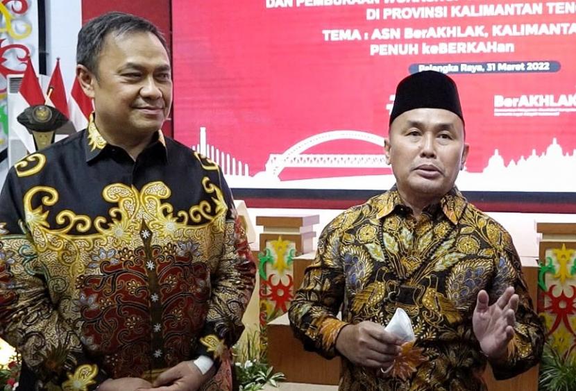 Pemerintah Provinsi Kalimantan Tengah (Kalteng) resmi meluncurkan  Core Value ASN BerAkhlak dengan Employer Branding “ Bangga Melayani Bangsa”.