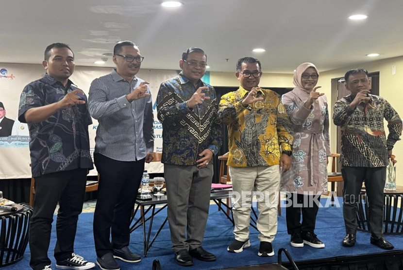  Pemerintah Provinsi Kalimantan Timur (Pemprov Kaltim) meraih prestasi membanggakan dalam Monitoring dan Evaluasi Keterbukaan Informasi Publik (Monev KIP) Tahun 2024.