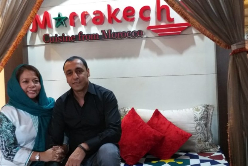   Pemilik Marrakech Cuisine, Maria Rotinsulu El Mourabiti bersama sang suami, Ismail El Mourabiti.Pemilik Marrakech Cuisine, Maria Rotinsulu El Mourabiti bersama sang suami, Ismail El Mourabiti.