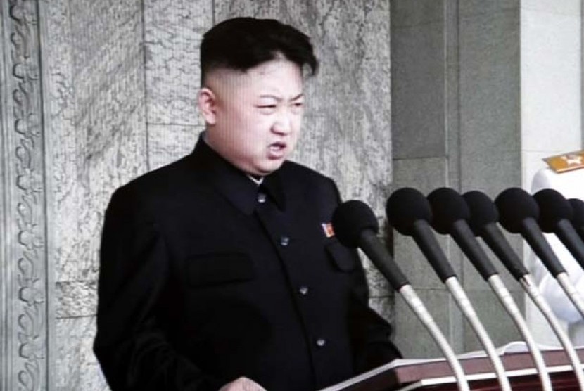 Pemimpin Korea Utara, Kim Jong Un saat berpidato di Pyongyang