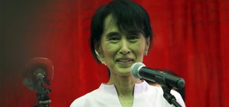  Pemimpin perjuangan demokrasi di Myanmar, Aung San Suu Kyi.