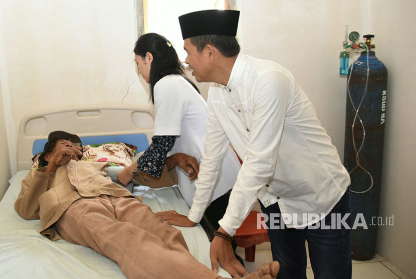 Pemkab Purwakarta luncurkan layanan dokter desa. Layanan ini, salah satunya bisa dirasakan masyarakat Desa Cibukamanah, Kecamatan Cibatu.