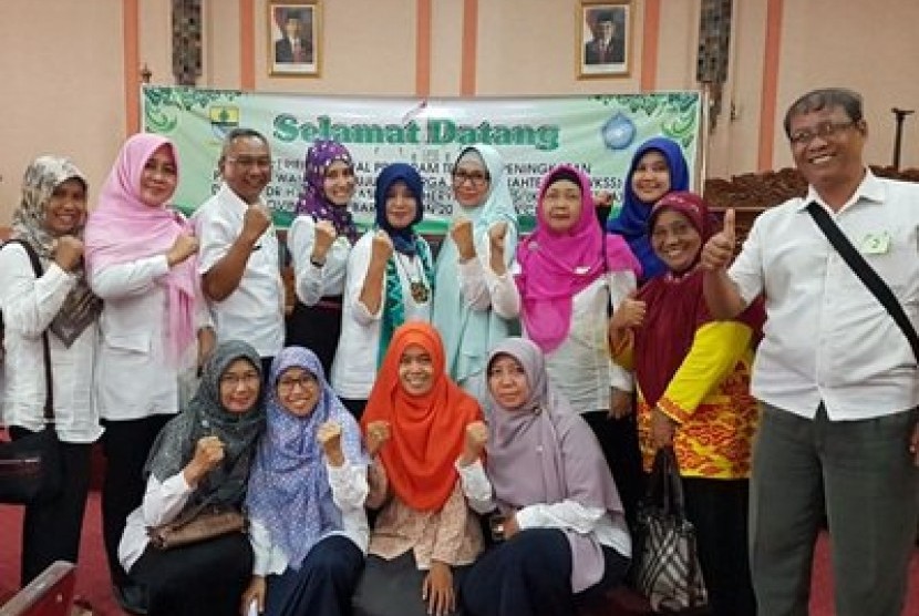 Pemkot Cirebon bekerja sama dengan Rumah Zakat luncurkan program Sedekah Sampah.