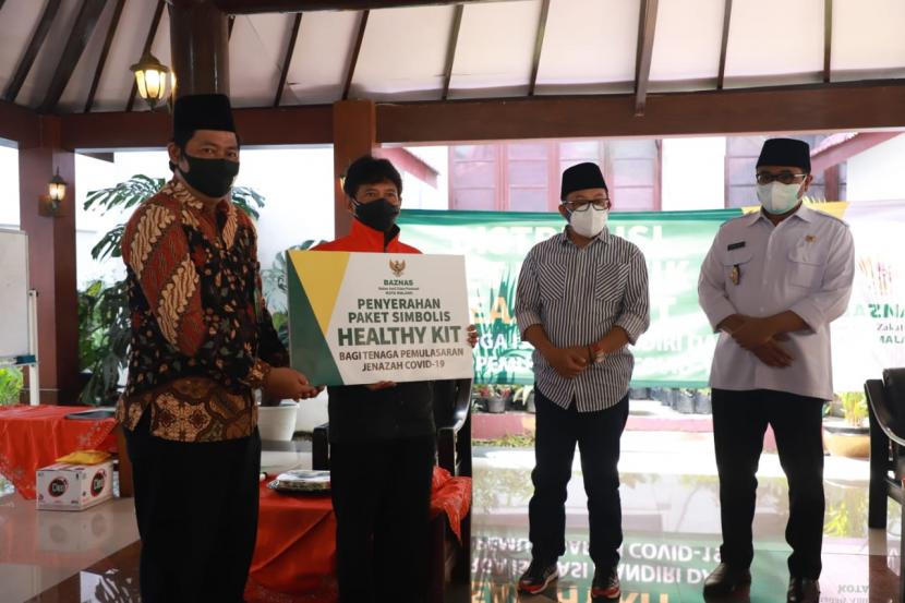 Pemkot Malang akan menyalurkan bantuan sembako untuk warga yang menjalani isolasi mandiri, Kamis (22/7).