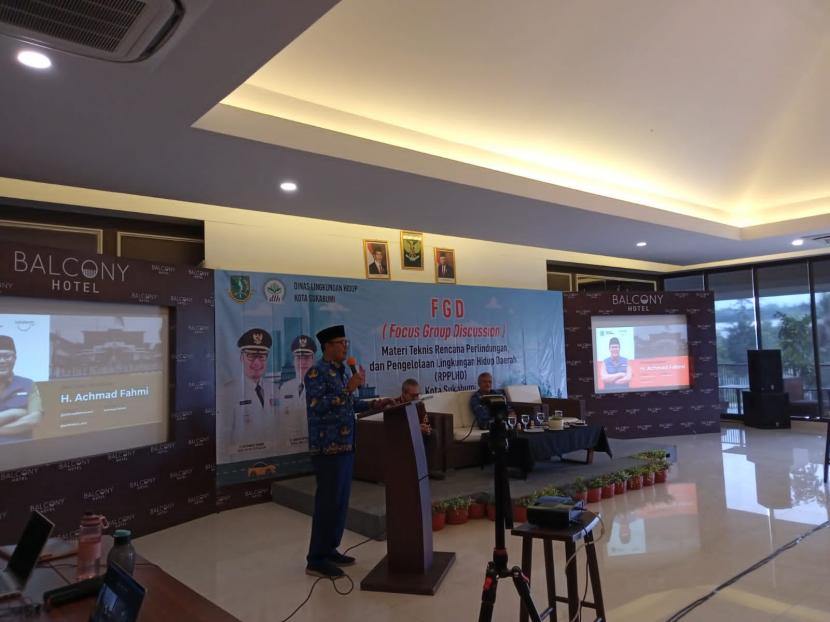 Pemkot Sukabumi menyusun materi teknis Rencana Perlindungan dan Pengelolaan Lingkungan Hidup Daerah (RPPLHD). Di mana rancangan tersebut disusun untuk masa 30 tahun ke depan.