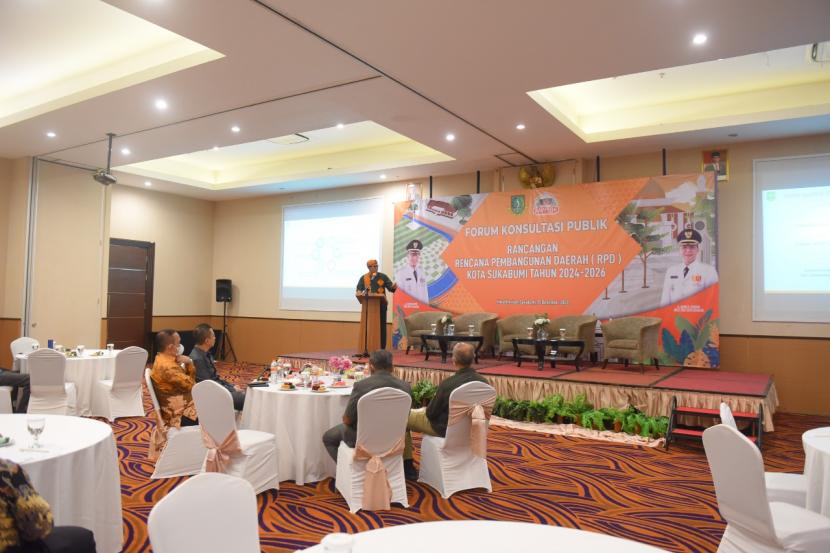 Pemkot Sukabumi mulai melakukan penyusunan dokumen Rencana Pembangunan Daerah (RPD) Kota Sukabumi Tahun 2024-2026. Hal ini menyusul akan berakhirnya masa kepemimpinan kepala daerah pada 20 September 2022 mendatang.