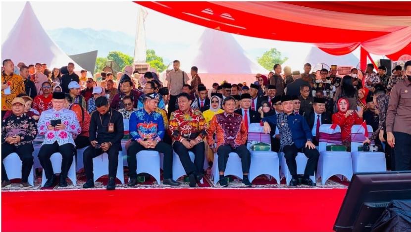 Pemprov Kalimantan Tengah menghadiri secara langsung Pekan Nasional (PENAS) Petani dan Nelayan ke XVI di Pangkalan Udara Sutan Sjahrir, Kota Padang, Provinsi Sumatera Barat, Sabtu (10/6/2023).