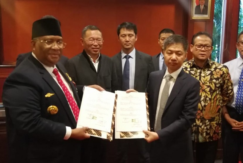 Pemprov  Sulawesi Tenggara dan  China Great Wall Group Holdings Company Limited meneken kerja sama investasi.. 