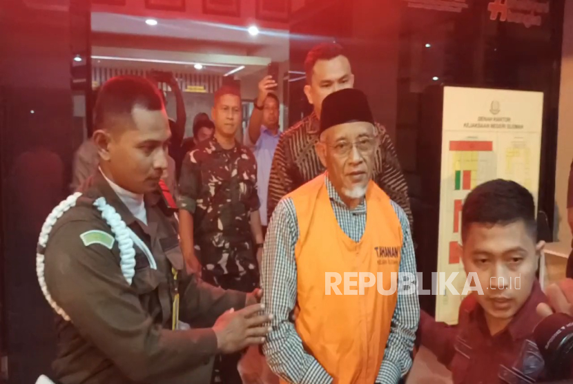 Mantan Bupati Sleman Sri Purnomo Resmi Ditahan
