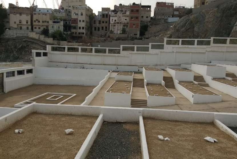 Hingga Usia 50 Tahun, Istri Nabi Hanya Sayyidah Khadijah. Penampakan salah satu lokasi di Pekuburan Mala di Mekkah, Di pemakaman inilah terbaring jasad Siti Khadijah, istri pertama Nabi Muhammad.