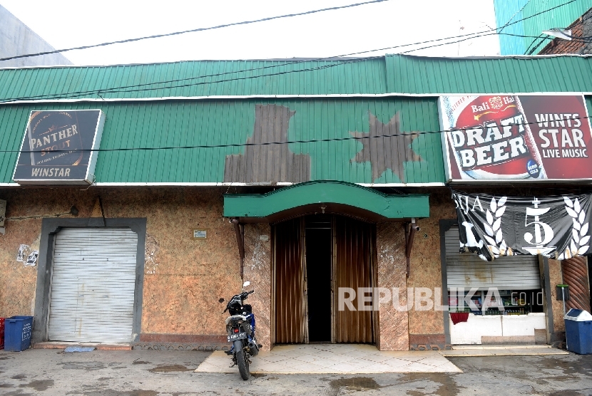 Aktivitas di Kawasan Kalijodo saat siang hari, Jakarta, Kamis (11/2).  (Republika/Wihdan)