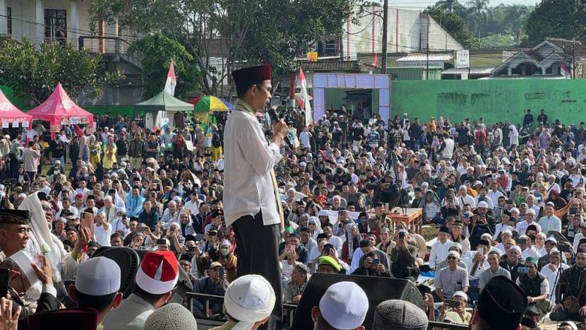 Penceramah Ustadz Abdul Somad (UAS) di Lapang Merdeka, Kota Sukabumi, Jawa Barat, Ahad (23/10/2022).