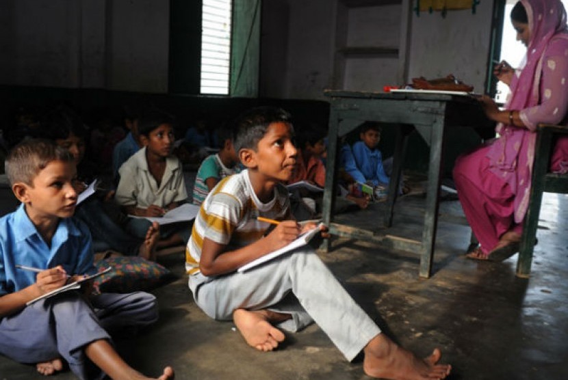 Pendidikan bagi anak-anak tak mampu di India