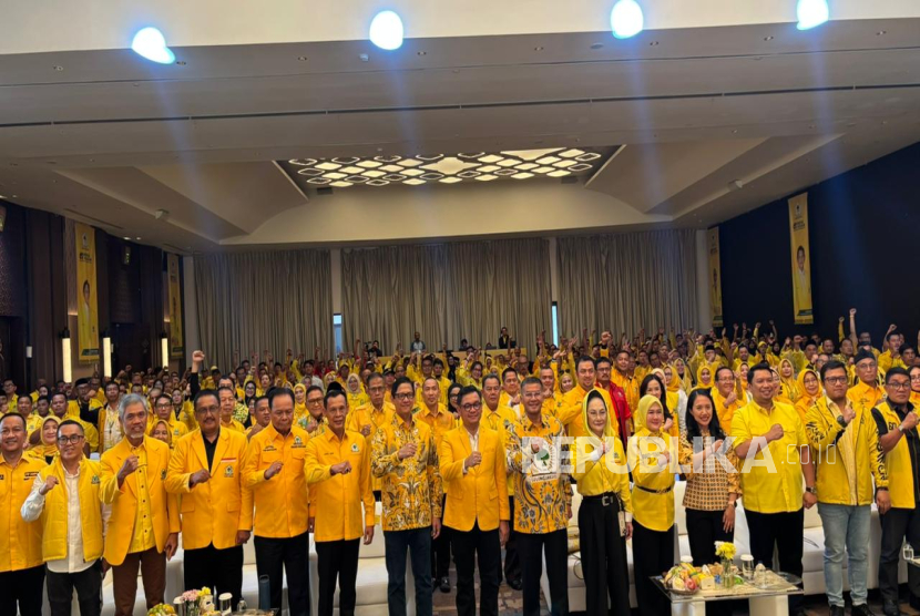 Pendidikan Politik (Dikpol) Berbasis Data: Roadmap Menuju Kemenangan Partai Golkar Jawa Barat Tahun 2029, di Novotel Bogor Golf Resort, akhir pekan lalu.