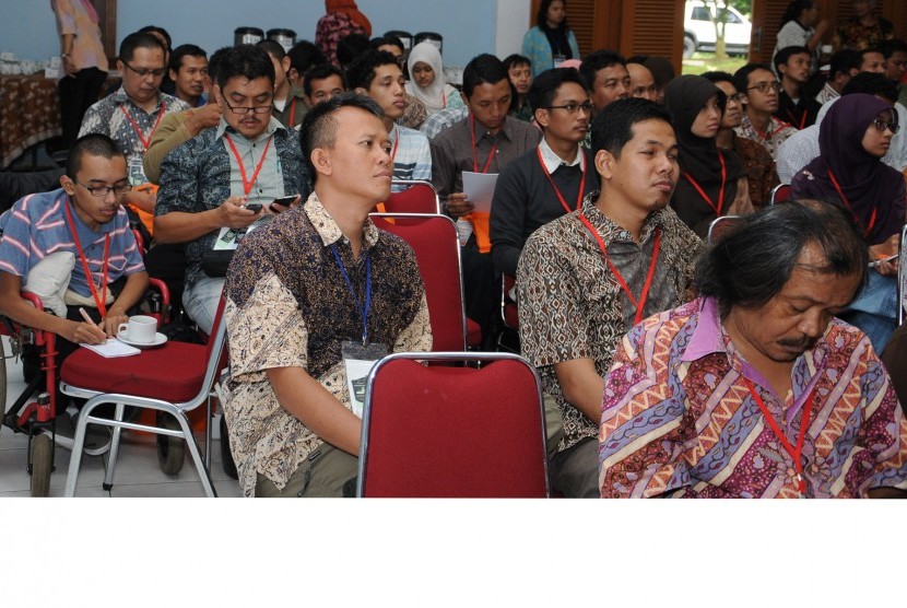 Peneliti burung mengikuti konferensi di IPB, Jumat (13/2)