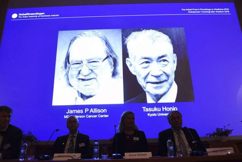 Peneliti dari Amerika James Allison dan Jepang Tasuku Honjo mendapat penghargaan Nobel 2018 di bidang kedokteran.