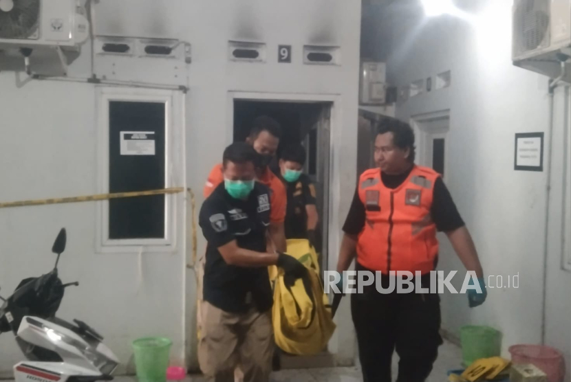 Penemuan jasad wanita penuh luka bakar, di Blok Ceblok, Desa Singajaya, Kecamatan/Kabupaten Indramayu 