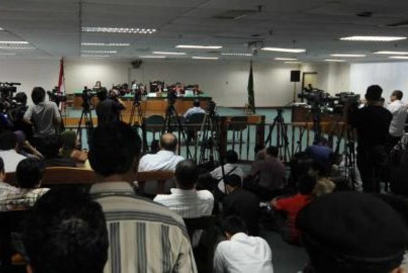 Pengadilan Tipikor Semarang menggelar sidang kasus suap Bupati Kendal