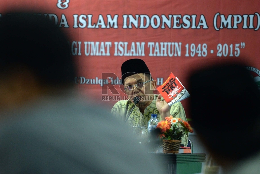 [ilustrasi] Pengamat Gerakan Komunis di Indonesia Alfian Tanjung menjadi pembicara saat Halaqah Pra Munas MUI di Jakarta, Jumat (21/8). 