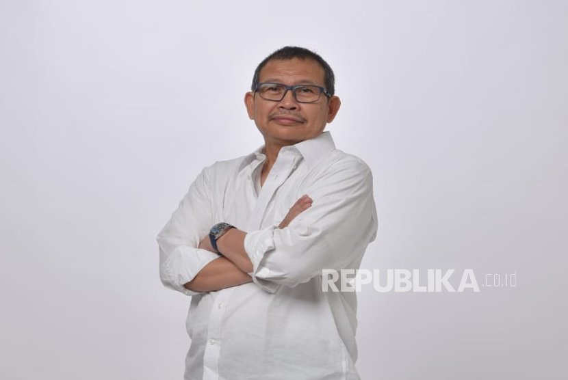 Pengamat Komunikasi Politik yang juga Guru Besar Fikom Unisba Prof. Dr. Septiawan Santana K M.Si