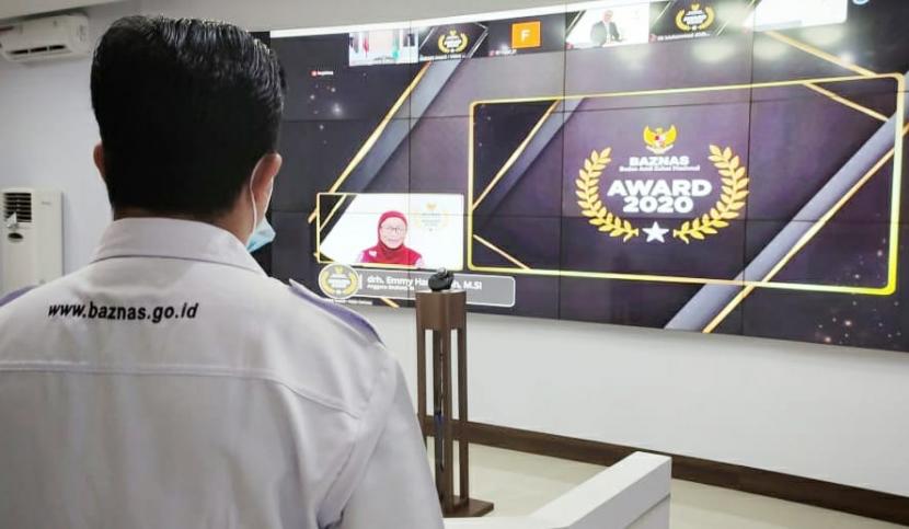 Penganugerahan Baznas Award 2020 turut dihadiri secara virtual oleh Dirjen Bimas Islam Kemenag RI Kamarudin Amin.