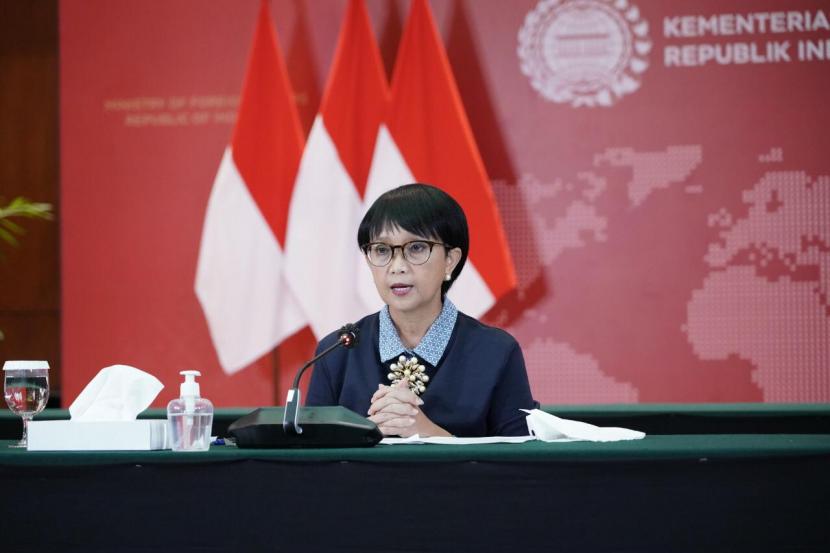 Pengarahan media pekanan oleh Menteri Luar Negeri (Menlu) RI Retno Marsudi, Kamis (17/9). Rento menyatakan, kerja sama bilateral dan multilateral dapat membuka akses Indonesia mendapatkan vaksin Covid-19 yang aman dengan harga terjangkau.