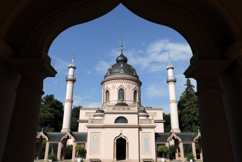 Pengaruh Turki di Masjid Schwetzingen, Jerman. 
