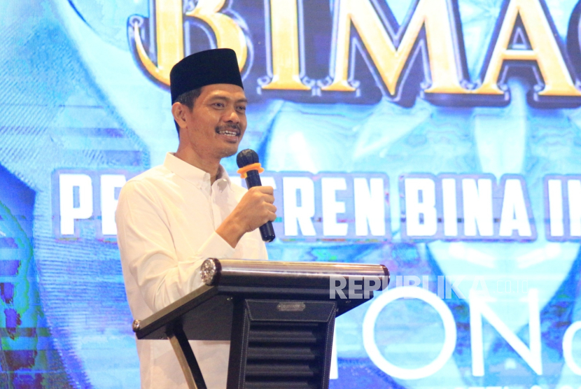 Pengasuh Pesantren Bina Insan Mulia Cirebon, KH Imam Jazuli, menyatakan pesantrennya mempunyai kerja sama dengan sejumlah kampus.