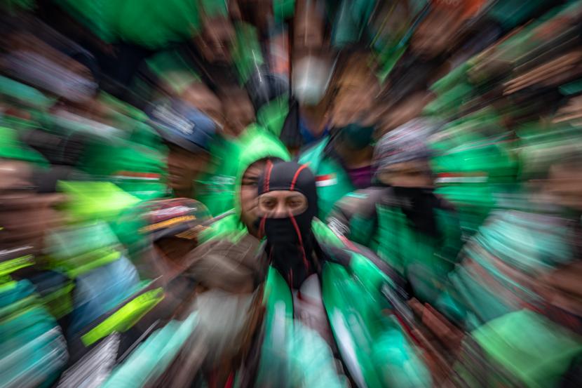 Pemerintah belum ikut campur dalam wacana merger GoTo-Grab yang kembali ramai dibicarakan di tengah penataan regulasi transportasi daring.