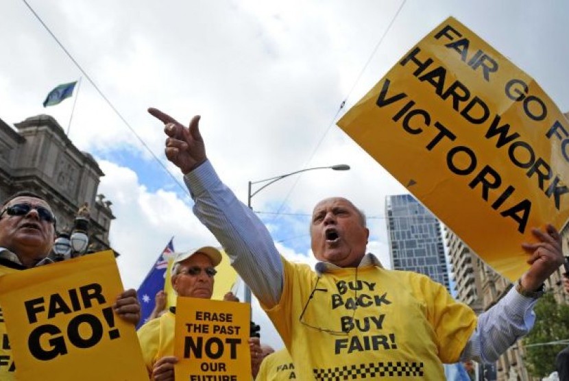 Pengemudi taksi di Melbourne sudah beberapa kali protes atas hadirnya Uber.