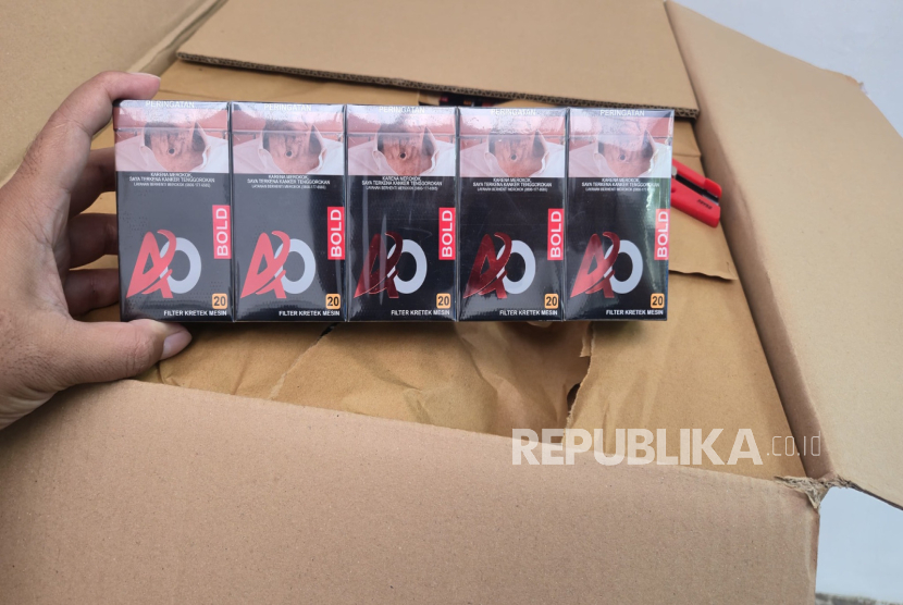 Bea Cukai Madiun Gagalkan Pengiriman Ratusan Ribu Batang Rokok Ilegal di Jalur Tol Ngawi-Kertosono