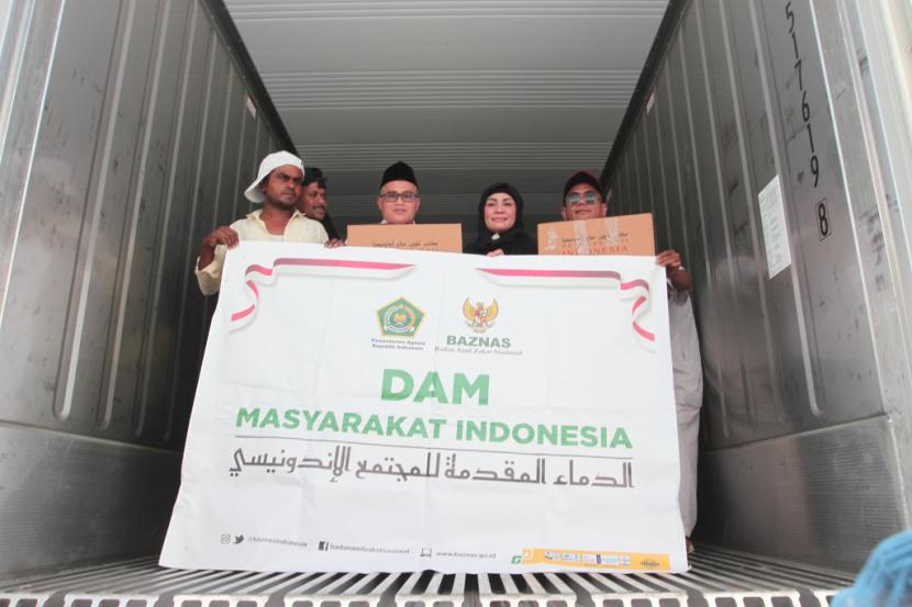 Pengiriman daging kambing dam petugas haji dan jamaah haji Indonesia ke tanah air, Rabu (26/7/2023).