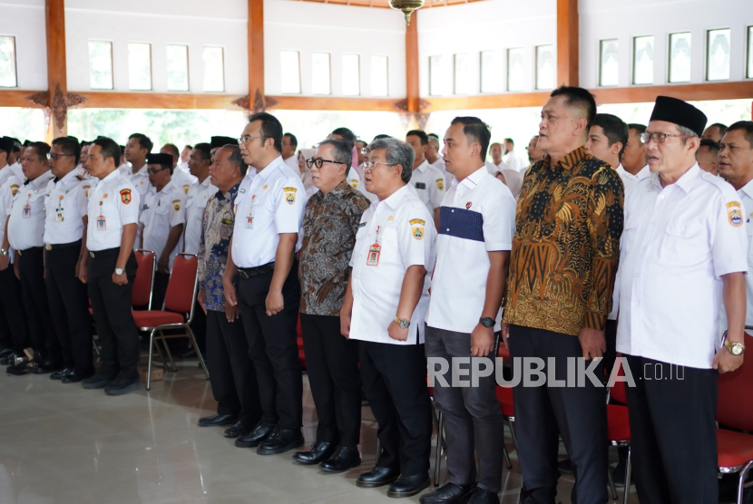 Pengukuhan Praja Sragen, Rabu (10/9/2025)