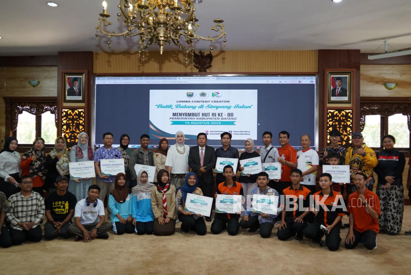 Pengumuman dan penganugerahan juara lomba content creator dengan tema Batik Batang di Simpang Jalan’, dilaksanakan hari ini di Aula Kabupaten Batang, Jawa Tengah, Jumat (15/8/2025). 