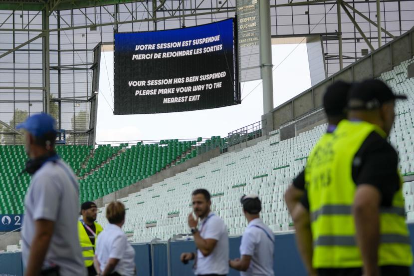 Pengumuman penundaan laga Argentina vs Maroko di sepak bola putra Olimpiade Paris.