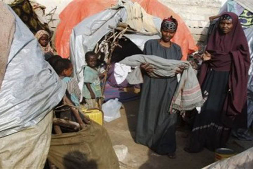 Pengungsi Somalia yang dilanda kelaparan.PBB mengatakan lebih dari 3,2 juta warga Somalia membutuhkan bantuan makanan.