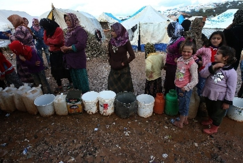 Pengungsi Suriah di kamp pengungsi yang terletak di Provinsi Idlib, utara Suriah.