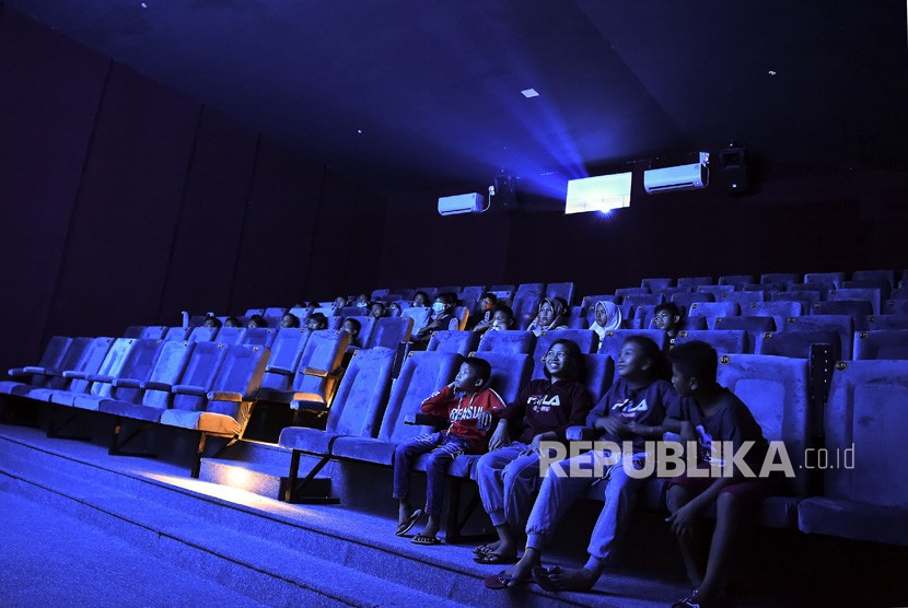 Warga Aceh Berharap Bisa Kembali Nikmati Film di Bioskop.