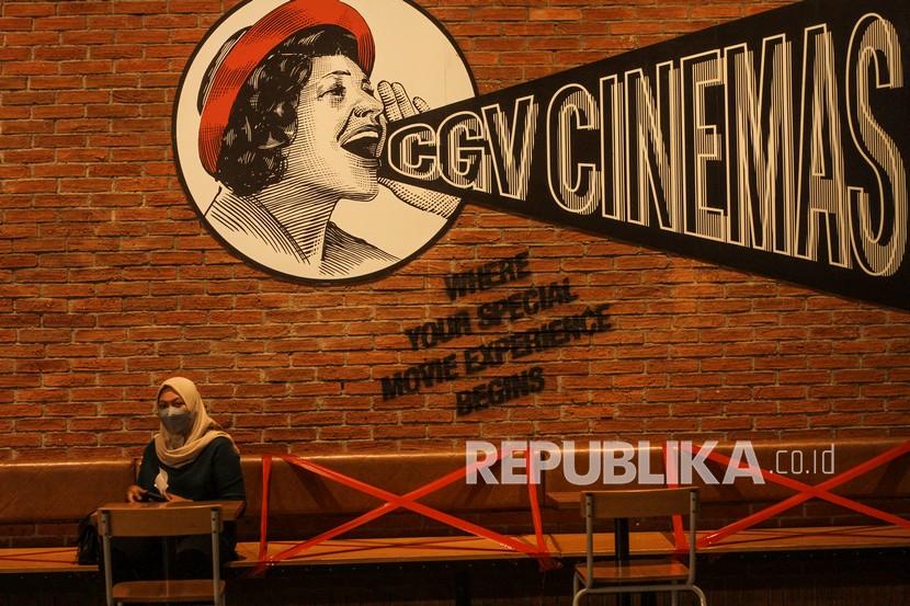 Bioskop CGV. Menjelang akhir tahun, bioskop CGV buka di Poins Mall, Jakarta Selatan.