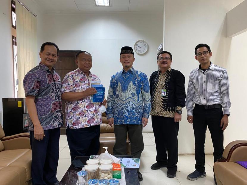 Pengurus Asosiasi Yayasan Pendidikan Islam (AYPI) melakukan audiensi dengan kadis Pendidikan Kabupaten Bogor, Kamis (1/9/2022).