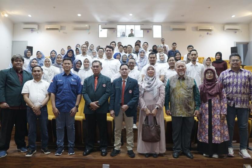 Pengurus JDN-IDI Riau 2023 s/d 2026 dilantik di Auditorium FK-UNRI, Ahad (28/1/2024).