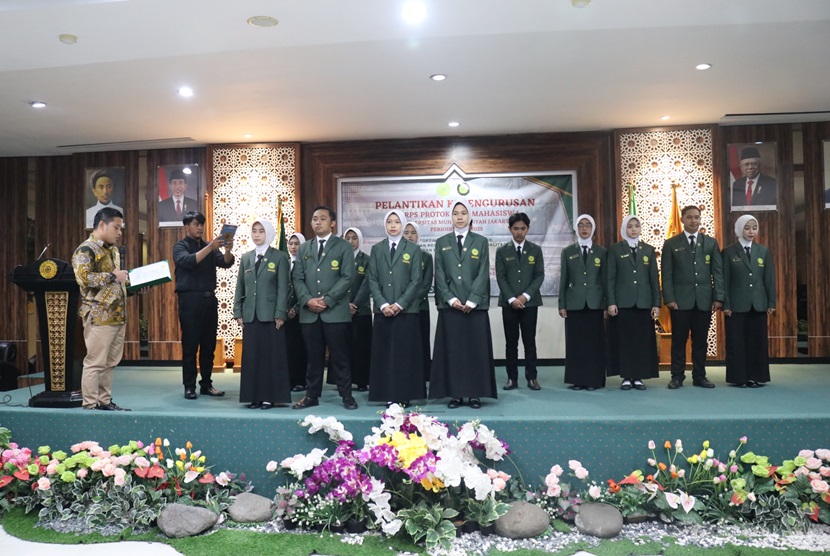 Pengurus Korps Protokoler Mahasiswa Universitas Muhammadiyah Jakarta (KPM UMJ) untuk masa jabatan 2024-2025 secara resmi dilantik. Prosesi pelantikan diselenggarakan di Auditorium Kasman Singodimedjo Fakultas Ilmu Sosial dan Ilmu Politik (FISIP), Senin (22/1/24).
